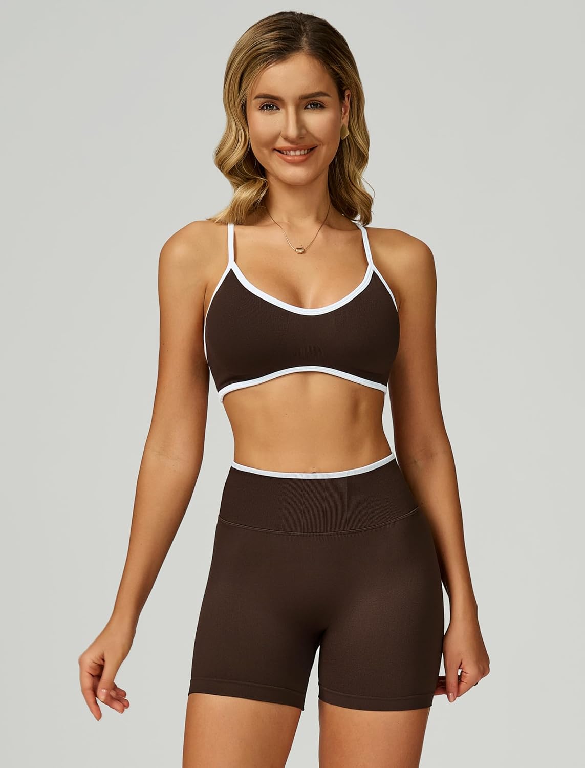 两件套女式锻炼套装拼色运动文胸和提臀短裤健身房瑜伽运动服装