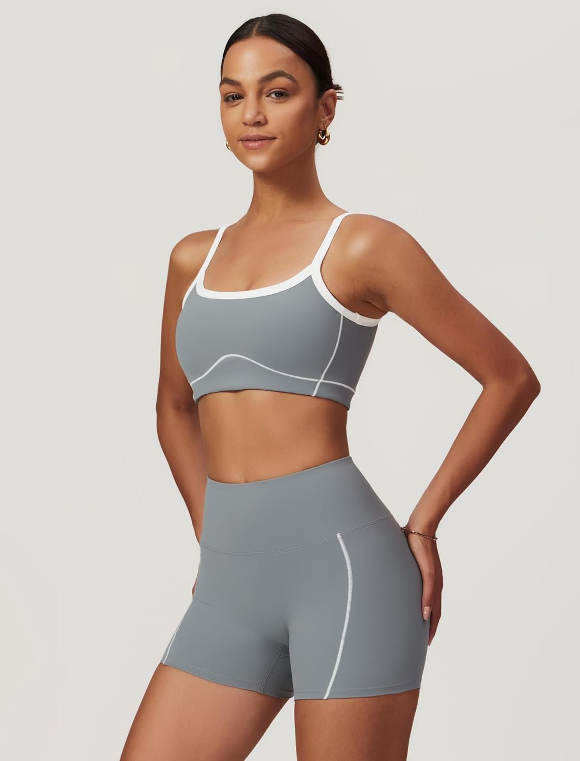 两件套女式锻炼套装拼色运动文胸和提臀短裤健身房瑜伽运动服装