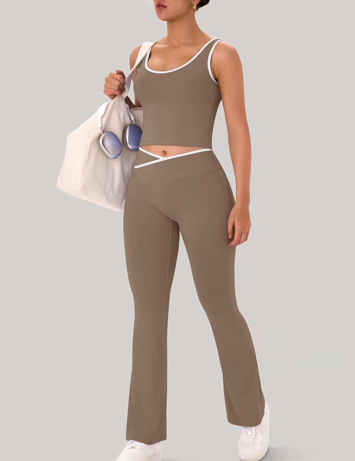 OLCHEE 女式锻炼套装 2 件套健身房瑜伽服装交叉喇叭打底裤露脐背心带撞色饰边