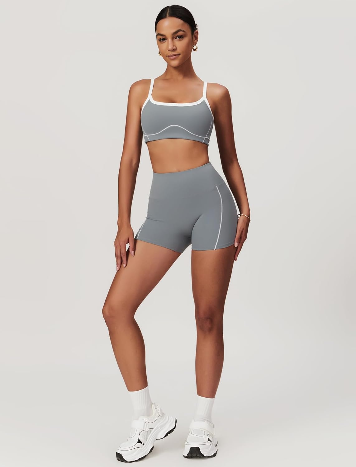 两件套女式锻炼套装拼色运动文胸和提臀短裤健身房瑜伽运动服装