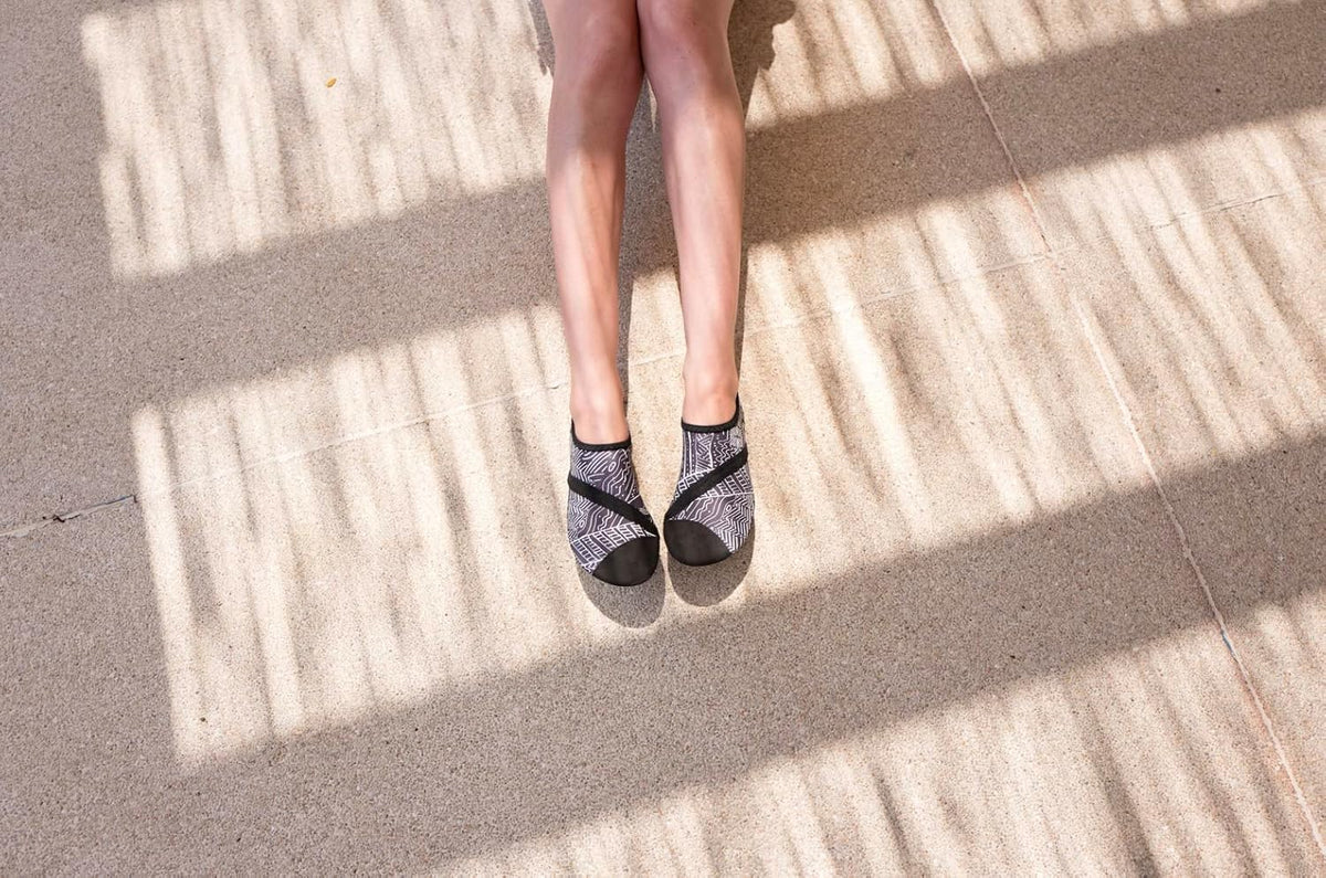 FITKICKS Original 女式可折叠 Active Lifestyle 极简主义鞋 赤脚瑜伽运动水鞋