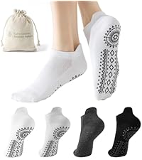 Pilates Socks with Grips for Women, 3 Pairs Long Scrunch Non Slip Yoga Barre Workout Slouch Socks