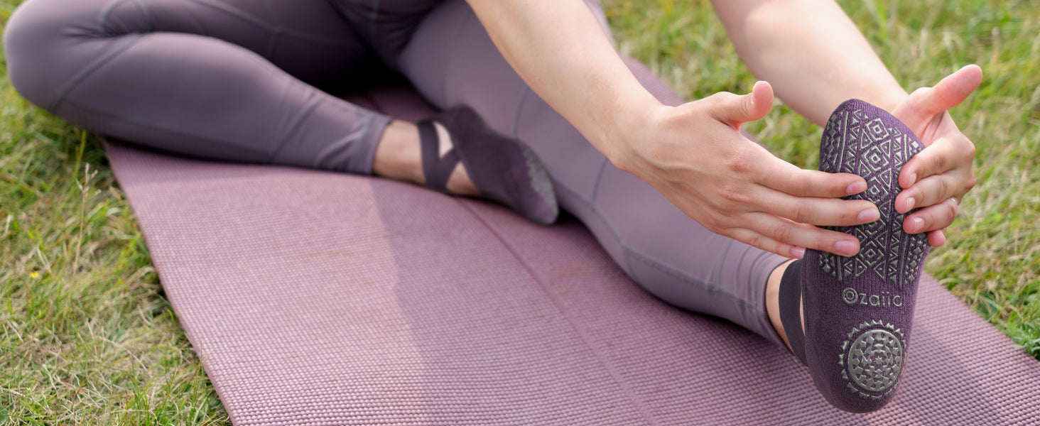 Ozaiic 女式瑜伽袜防滑抓地带,非常适合普拉提、纯芭蕾舞、舞蹈、赤脚锻炼