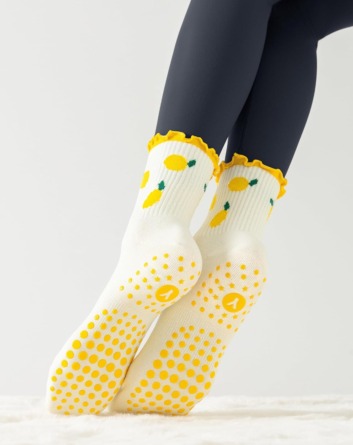 Yawlsow Pilates 女式防滑袜 瑜伽 抓地力袜 可爱 Barre 防滑运动船员 粘性袜子 锻炼 医院