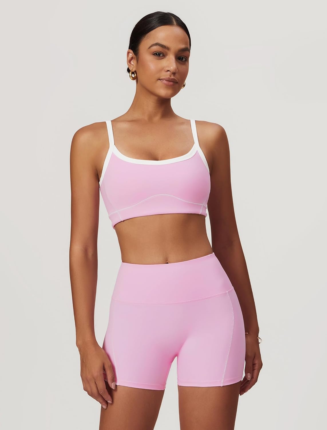 两件套女式锻炼套装拼色运动文胸和提臀短裤健身房瑜伽运动服装