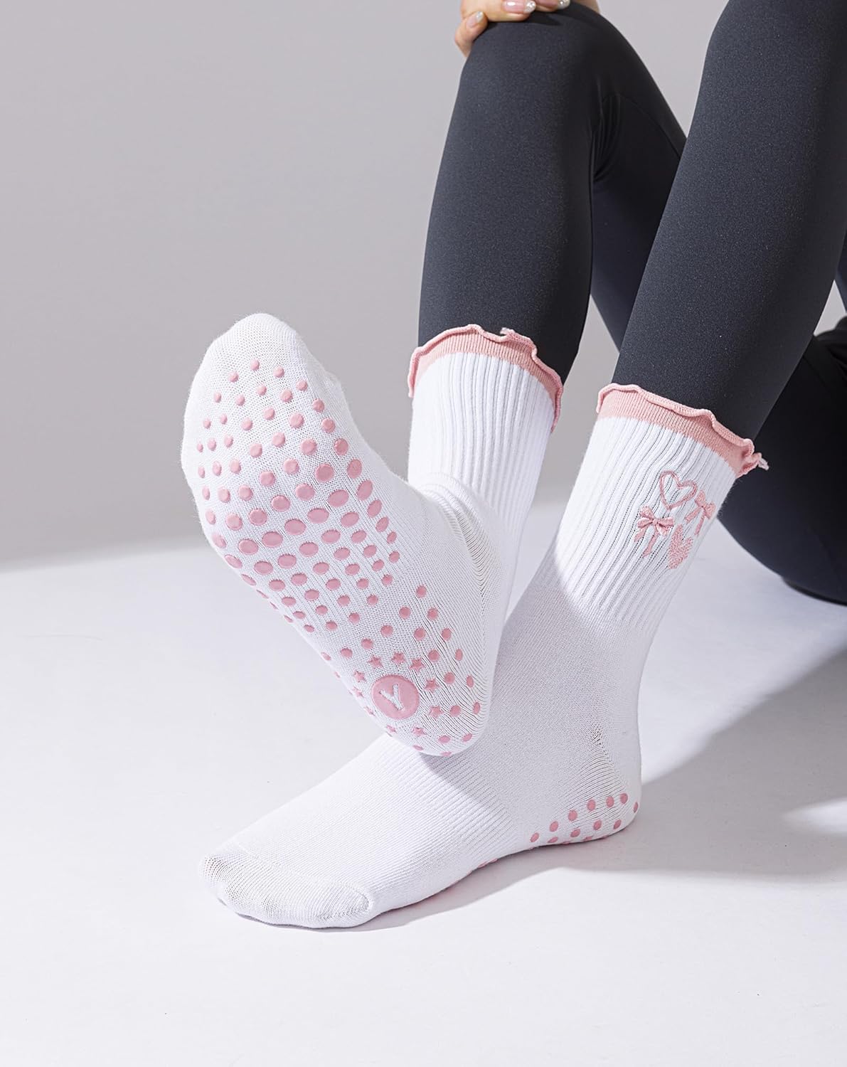 Yawlsow Pilates 女式防滑袜 瑜伽 抓地力袜 可爱 Barre 防滑运动船员 粘性袜子 锻炼 医院