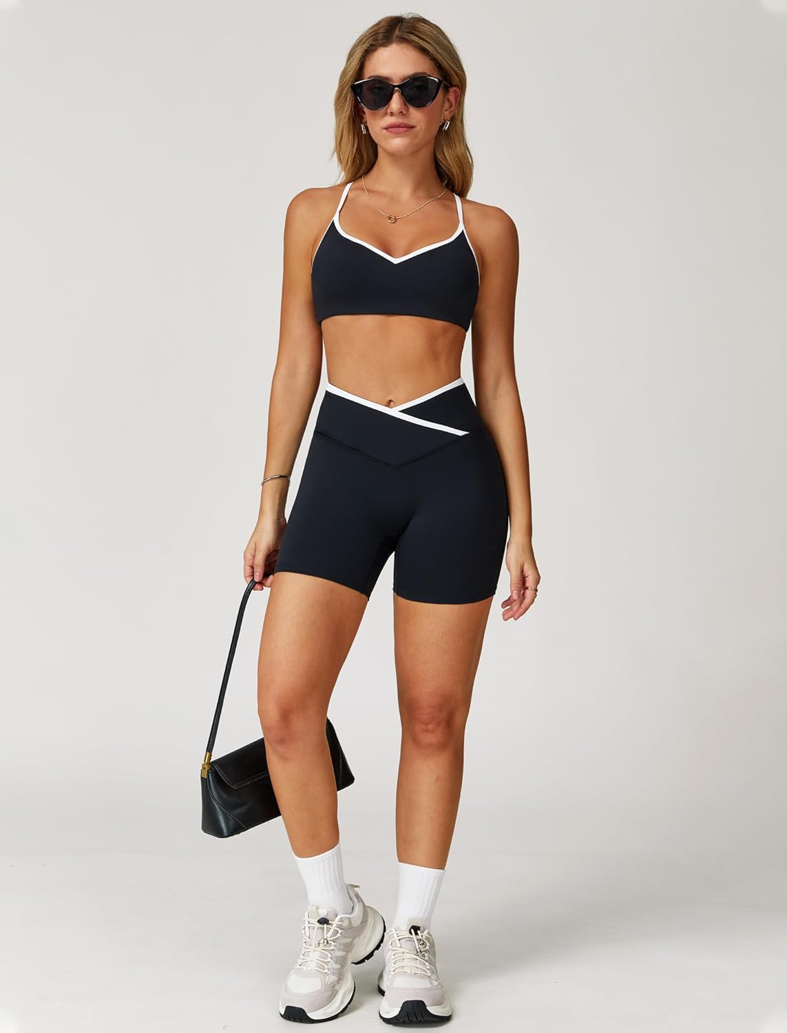 两件套女式锻炼套装拼色运动文胸和提臀短裤健身房瑜伽运动服装