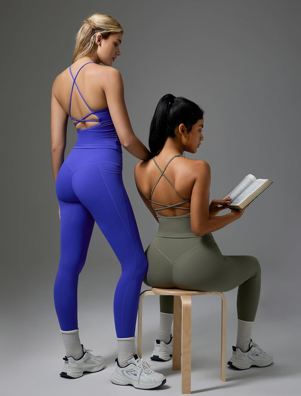 OMKAGI 2 件套女士健身套装,加垫健身上衣,带口袋,健身套装